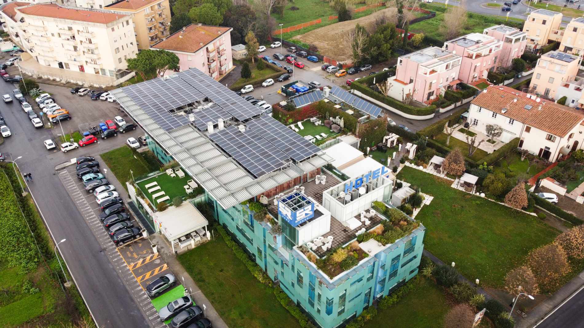 fotovoltaico pisa hotel