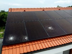 impianto-fotovoltaico-danneggiato-grandine